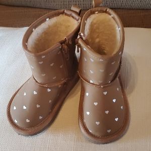 Kids boots
